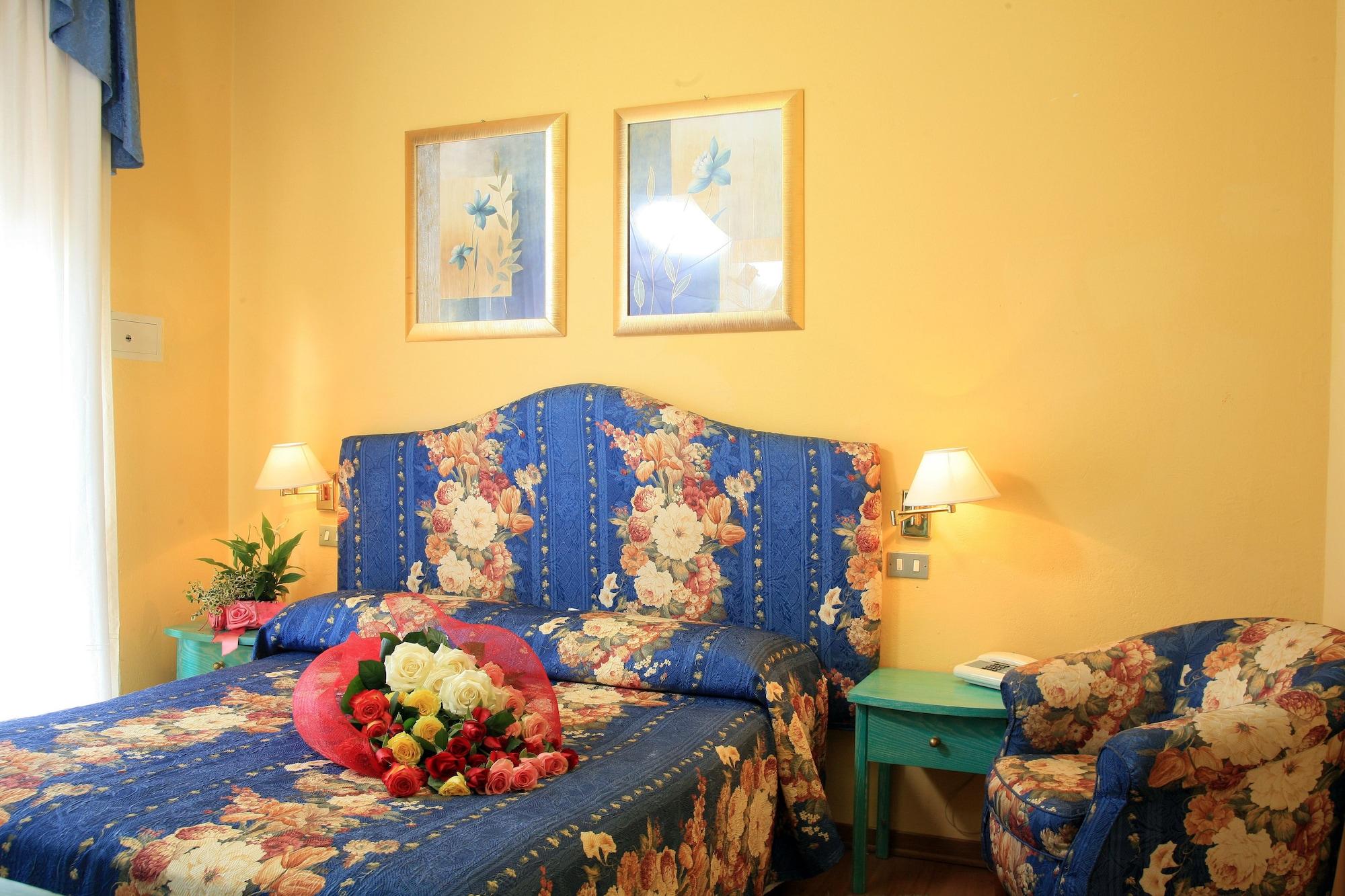 Hotel Nuovo Savi Montecatini Terme Exterior photo