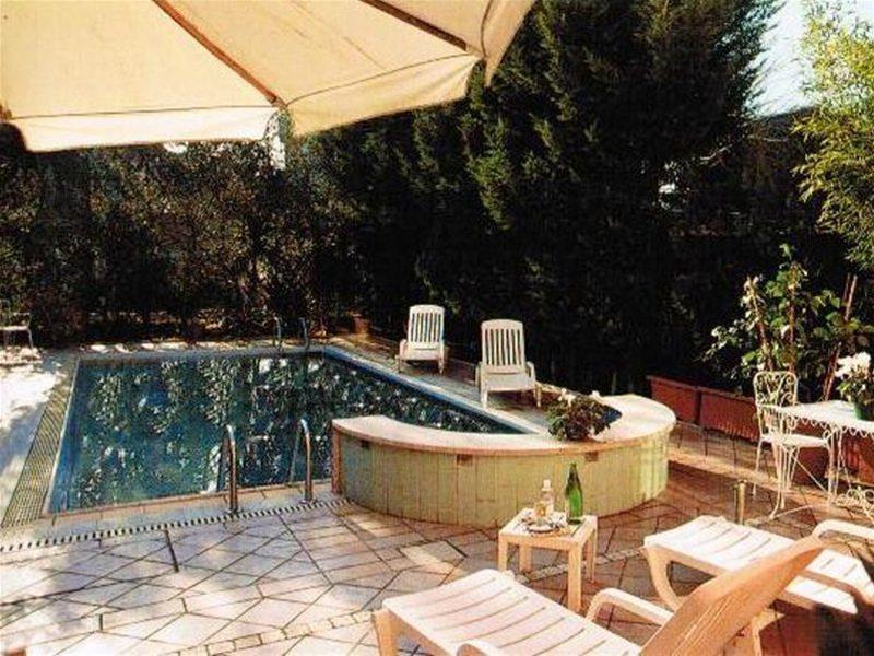 Hotel Nuovo Savi Montecatini Terme Exterior photo